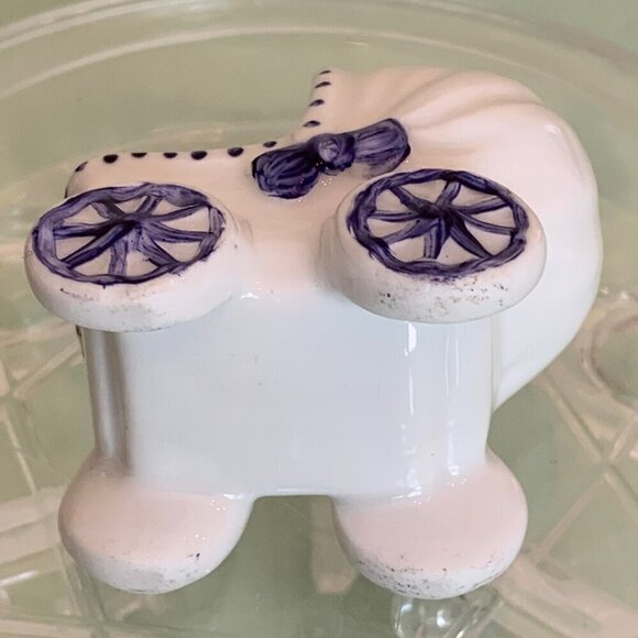 Vintage Baby Buggy Ceramic Planter Stroller Pram Hand Painted Newborn Boy Gift - Picture 11 of 13